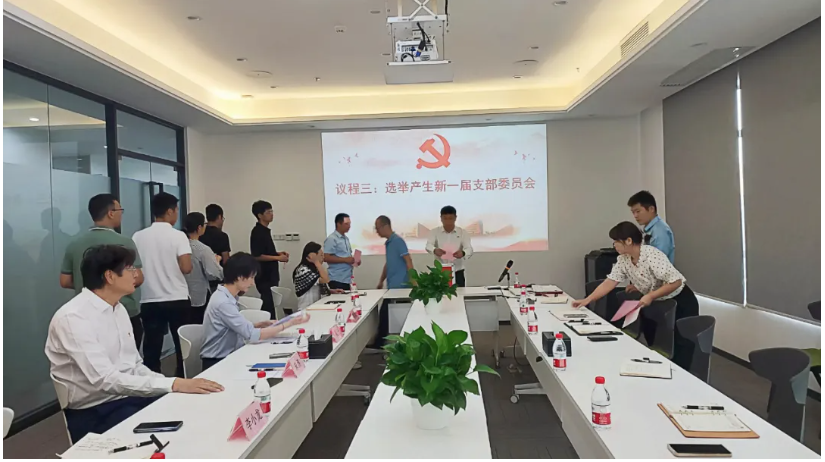 1729734997363575.png image.png